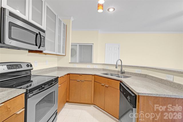 525 N Graham Street 3F, Charlotte, NC 28202