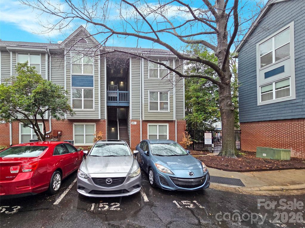525 N Graham Street 3F, Charlotte, NC 28202