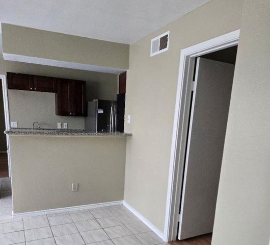 12660 Ashford Point Drive 613, Houston, TX 77082