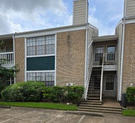 12660 Ashford Point Drive 613, Houston, TX 77082
