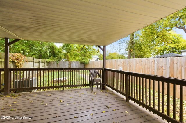 1063 Mary St, Louisville, KY 40204