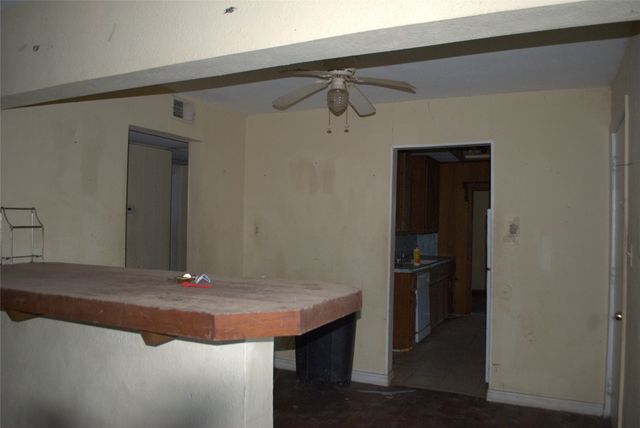 108 SE 22nd Street, Paris, TX 75460