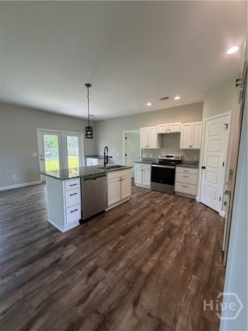 618 N McDonald Street, Ludowici, GA 31316