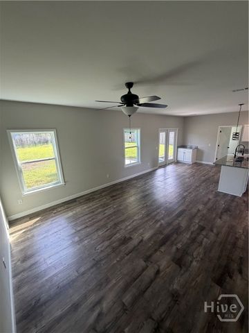 618 N McDonald Street, Ludowici, GA 31316
