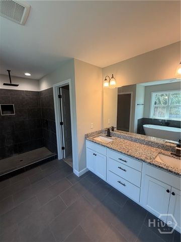 618 N McDonald Street, Ludowici, GA 31316