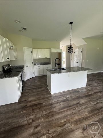 618 N McDonald Street, Ludowici, GA 31316