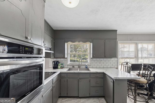 6852 Wendy Jean Drive, Morrow, GA 30260