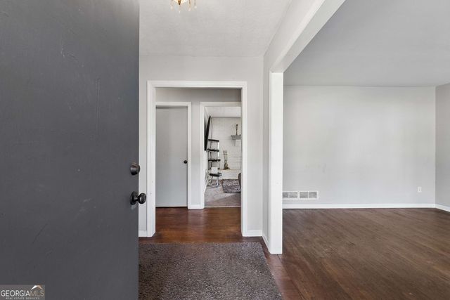 6852 Wendy Jean Drive, Morrow, GA 30260