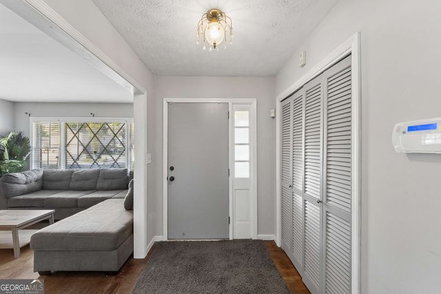 6852 Wendy Jean Drive, Morrow, GA 30260