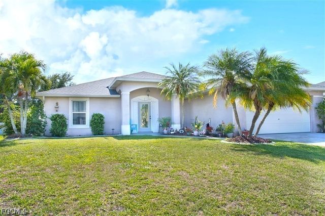 818 SW 11th AVE, Cape Coral, FL 33991