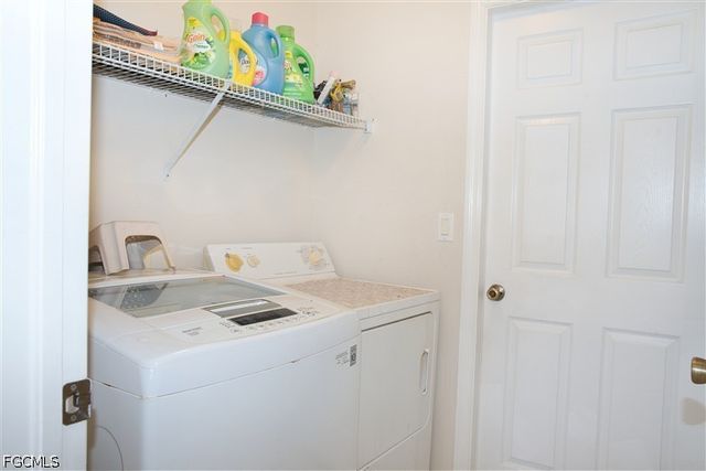 818 SW 11th AVE, Cape Coral, FL 33991