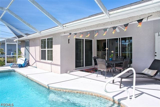 818 SW 11th AVE, Cape Coral, FL 33991