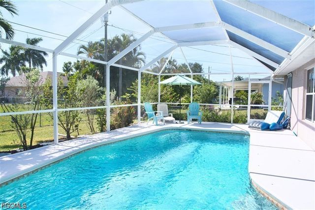 818 SW 11th AVE, Cape Coral, FL 33991