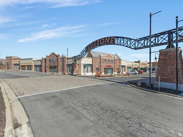 1684 W FOX HOLLOW LN #H12, Park City, UT 84098