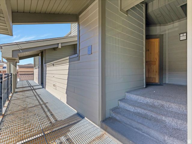 1684 W FOX HOLLOW LN #H12, Park City, UT 84098