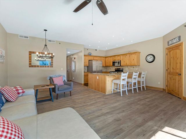 1684 W FOX HOLLOW LN #H12, Park City, UT 84098