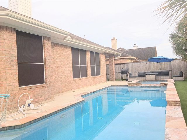 17815 Gables Bend Drive, Tomball, TX 77377