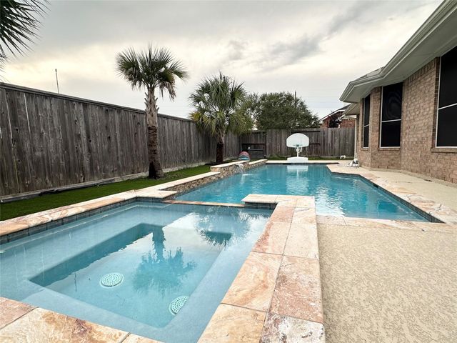 17815 Gables Bend Drive, Tomball, TX 77377