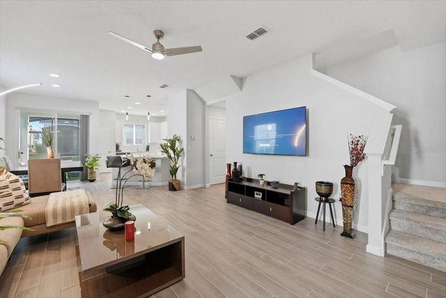 4393 CAMPSITE LOOP, Orlando, FL 32824