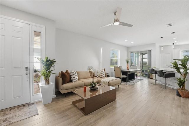 4393 CAMPSITE LOOP, Orlando, FL 32824