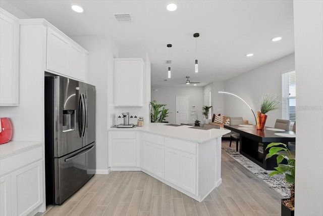 4393 CAMPSITE LOOP, Orlando, FL 32824