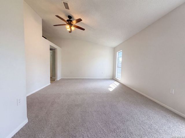 6806 RAINTREE FRST, San Antonio, TX 78233