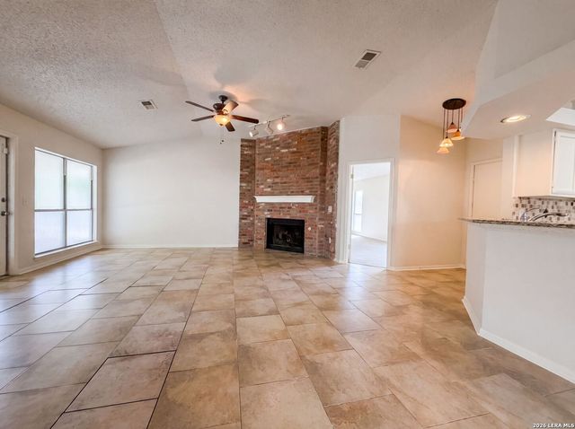 6806 RAINTREE FRST, San Antonio, TX 78233
