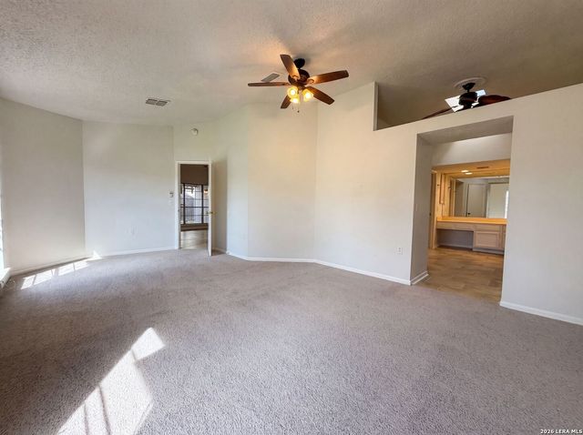 6806 RAINTREE FRST, San Antonio, TX 78233
