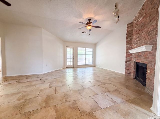 6806 RAINTREE FRST, San Antonio, TX 78233