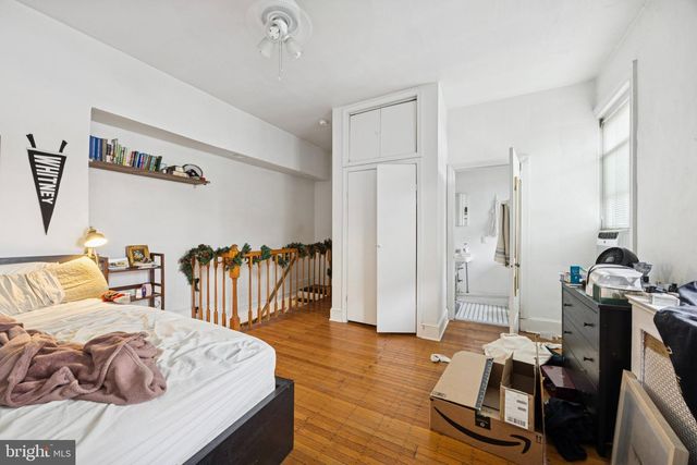 916 CLINTON ST, Philadelphia, PA 19107