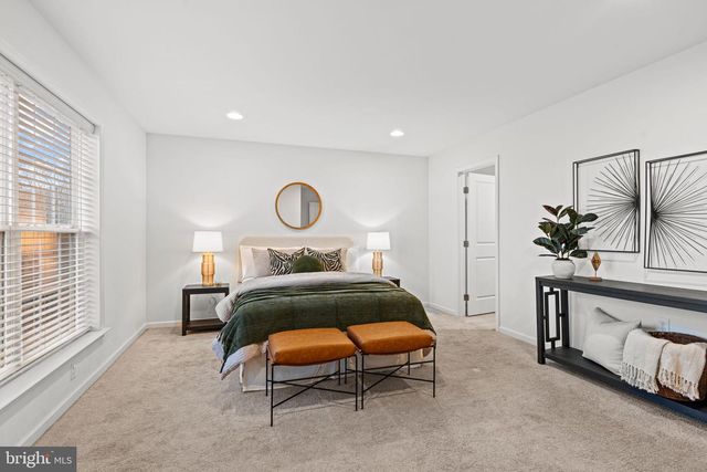 7020 BEECH TREE DR, Harrisburg, PA 17111