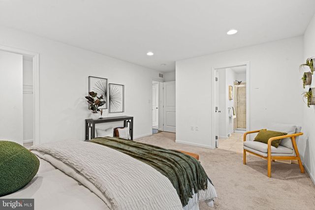 7020 BEECH TREE DR, Harrisburg, PA 17111