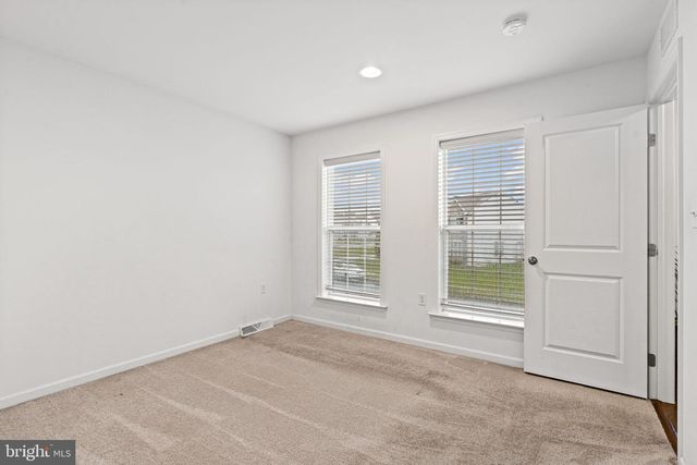 7020 BEECH TREE DR, Harrisburg, PA 17111