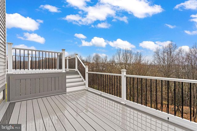 7020 BEECH TREE DR, Harrisburg, PA 17111