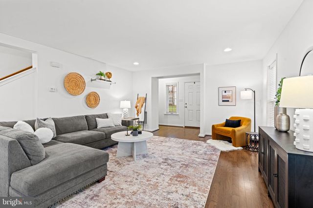 7020 BEECH TREE DR, Harrisburg, PA 17111