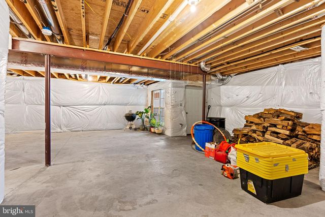 7020 BEECH TREE DR, Harrisburg, PA 17111