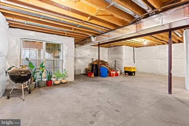 7020 BEECH TREE DR, Harrisburg, PA 17111