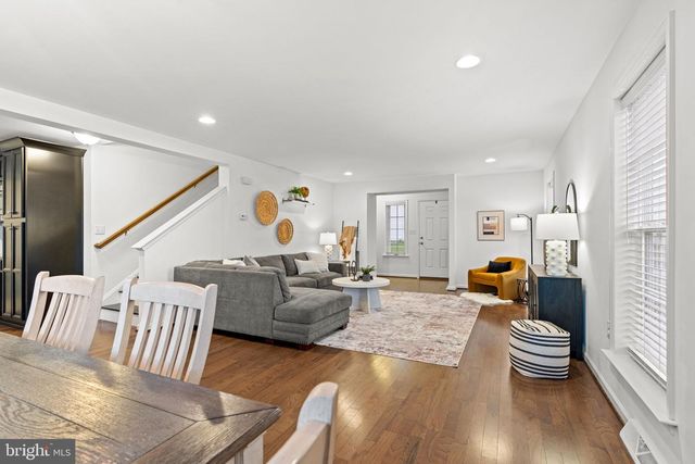 7020 BEECH TREE DR, Harrisburg, PA 17111