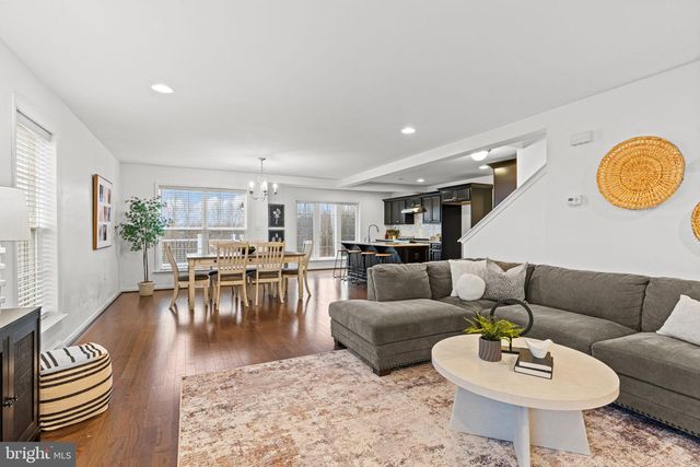 7020 BEECH TREE DR, Harrisburg, PA 17111