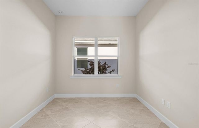 7621 FULHAM AVENUE, Bradenton, FL 34210