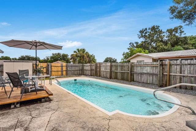 407 OCEAN COURT, Largo, FL 33756