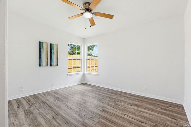 130 CHADWICK DR, San Antonio, TX 78227