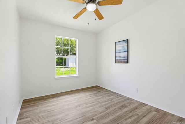 130 CHADWICK DR, San Antonio, TX 78227