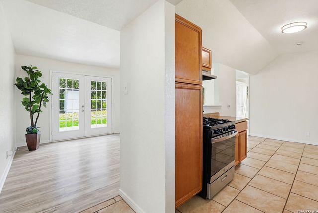 130 CHADWICK DR, San Antonio, TX 78227