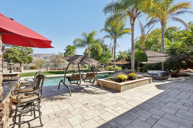 2276 Bentley Ridge Drive, San Jose, CA 95138