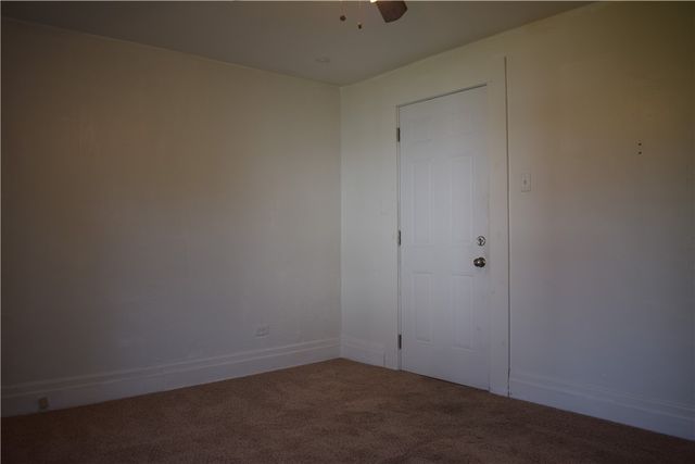 638 Pittsburgh St 2, Springdale Boro, PA 15144