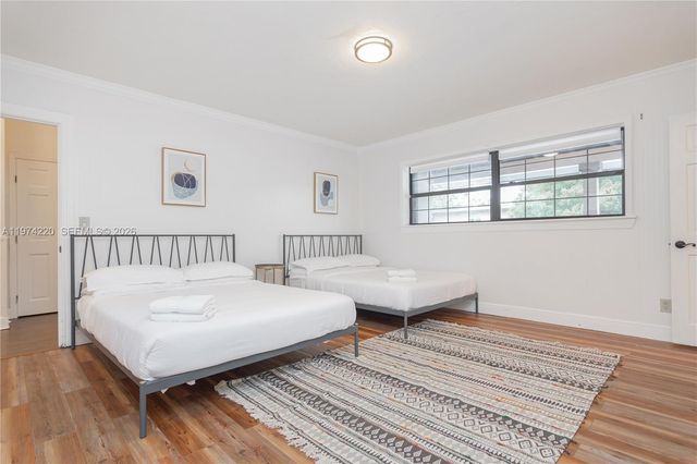 11945 SW 54th St, Cooper City, FL 33330