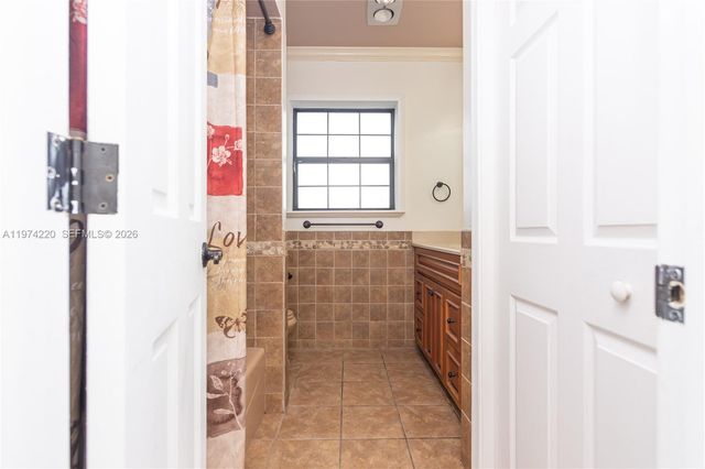 11945 SW 54th St, Cooper City, FL 33330