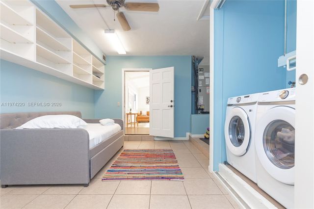 11945 SW 54th St, Cooper City, FL 33330