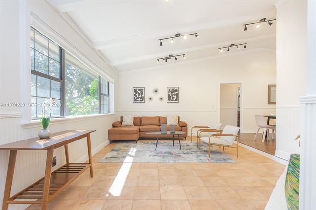 11945 SW 54th St, Cooper City, FL 33330